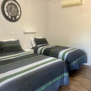 Hotel Cattle Camp